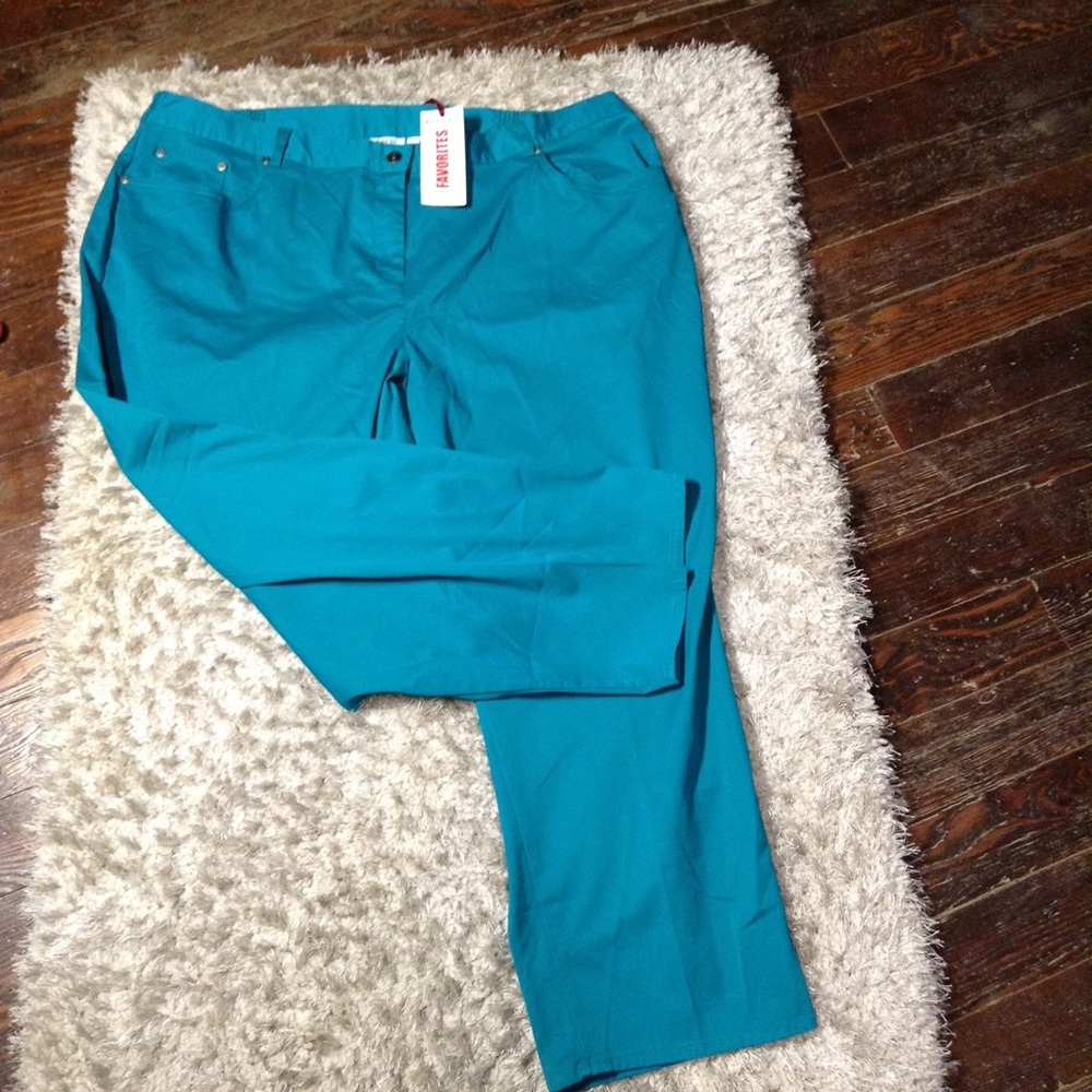 NWT- Ruby Rd. Straight Leg Pants Size 22W